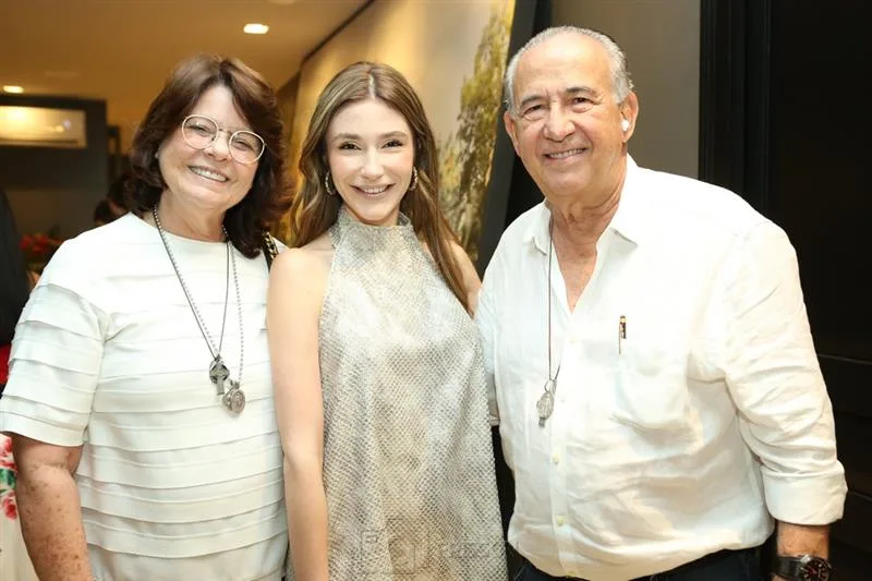 Valéria Quinderé, Karol Stocklow e Cândido Quinderé