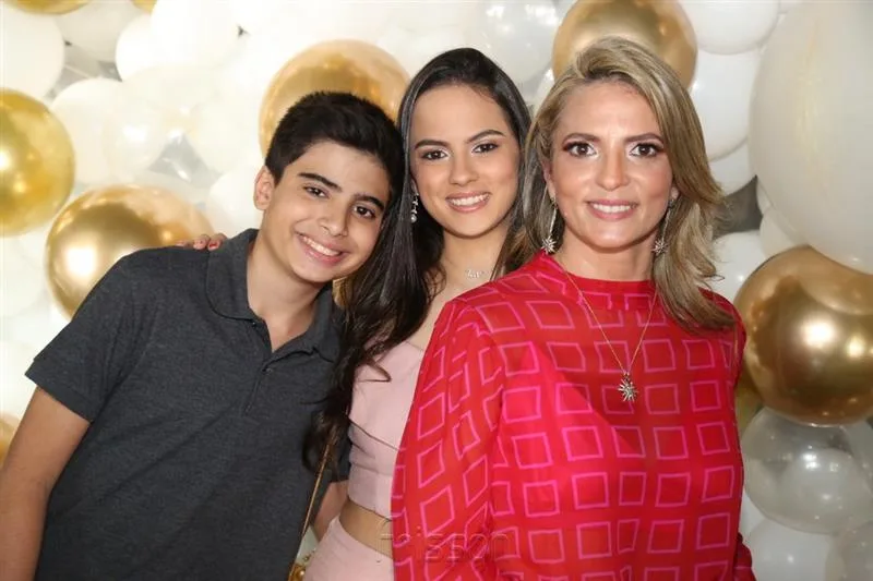 Alexandre, Bianca e Michelle Aragão