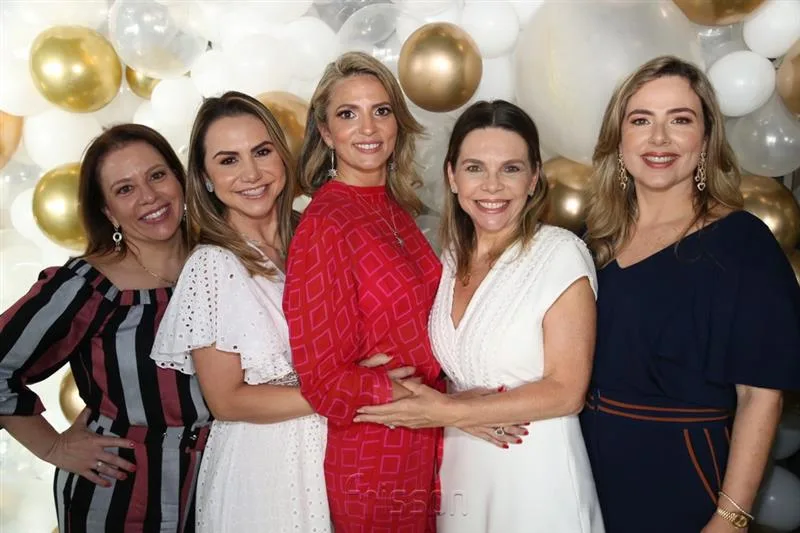 Ana Zelia Gadelha, Adriana Queiroz, Michelle Aragão, Lilian Porto e Suyane Dias Branco