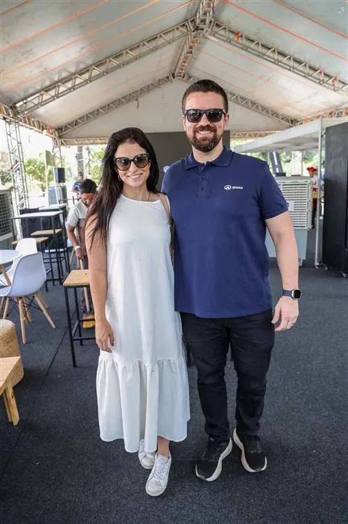 Beatriz Batista e Leonardo Silveira