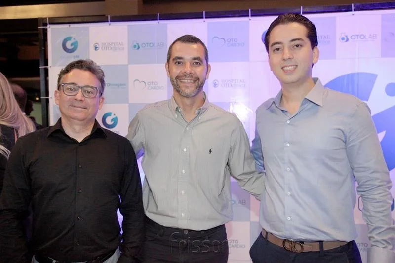 Eduardo Gomes, Robson Maporunga e Victor Moreira