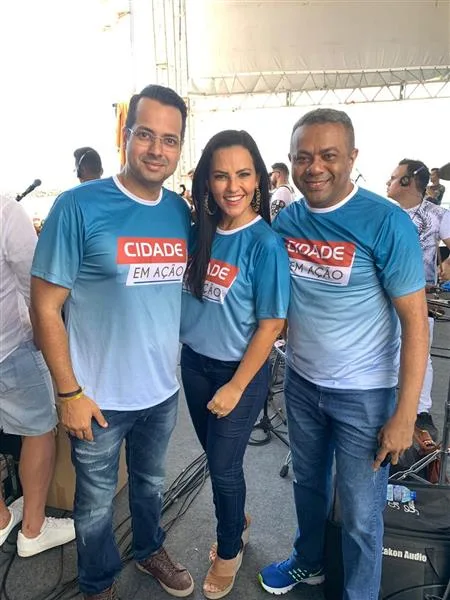 Vitor Valim, Luciana Ribeiro e Evaldo Costa