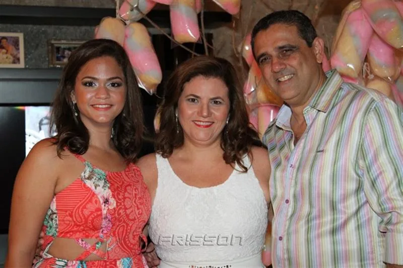 Aila, Islane e Andre Verçosa