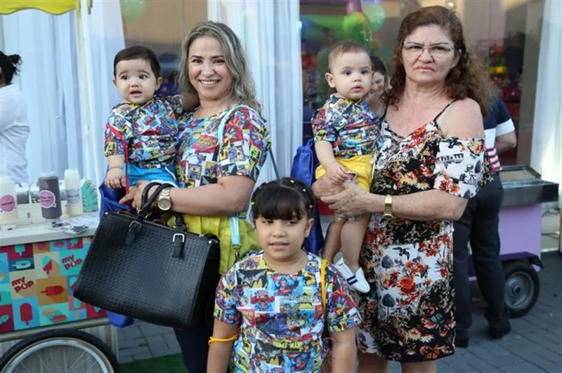 Bernardo Ferreira, Michelle, Maria Eduarda, Benjamim Bezerra e Sandra Oliveira