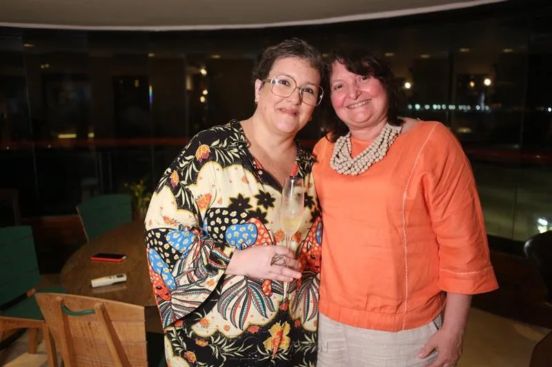 Ana Paula Rezende e Hermínia Lopes