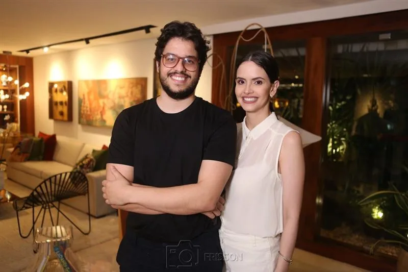 Cadeh e Roberta Juaçaba