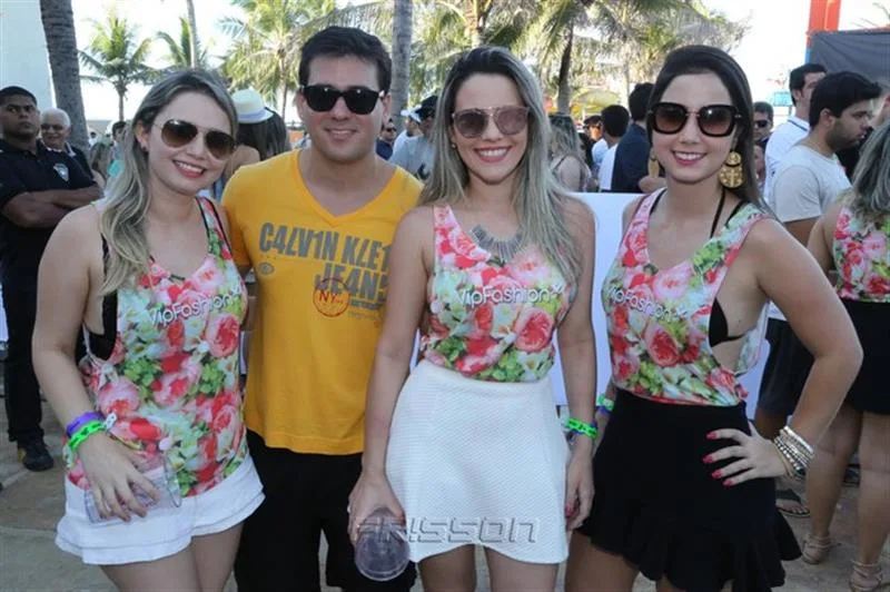 Arianne Raulino, Levy Costa, Priscila e Rochelle Porto