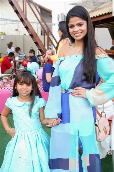 Bebella e Isabele Temóteo