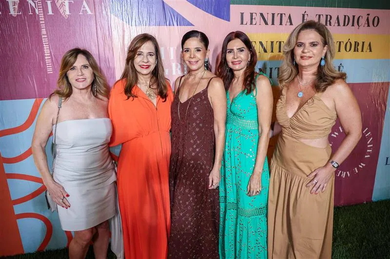 Amazônia Albuquerque, Martinha Assunção, Maria Lúcia Negrão, Lorena Pouchain e Germana Wanderley