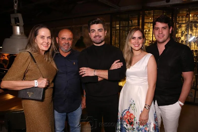 Alessandra Marrocos, Nilton Feitosa, José Fontenele, Rafaella Marrocos e Bruno Tinoco