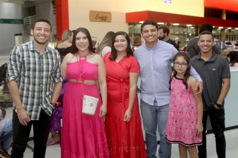 Jeferson da Costa, Gabriela Freire, Tamires Lima, Gerson Bruno da Rocha, Tais Emanuelle e Roni Monte