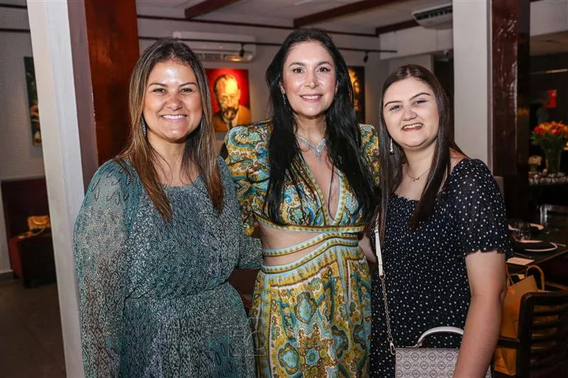 Andressa Martins, Fernanda Sousa e Stephanie Martins