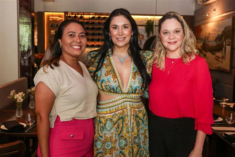 Emanuella Alexandre, Fernanda Sousa e Luzia Vitoriano