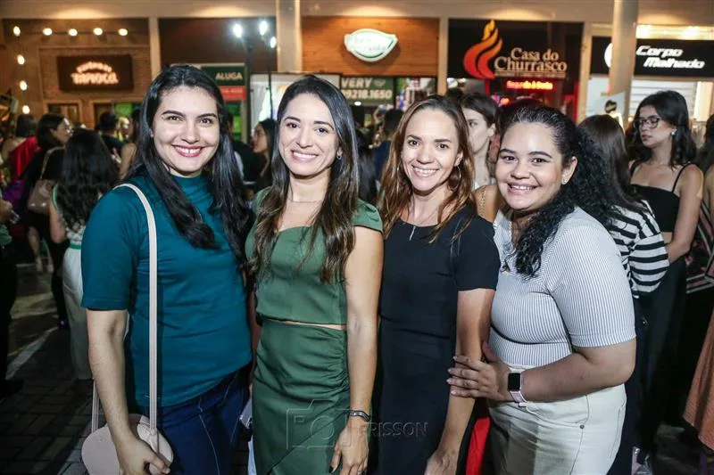 Camila Fontenelle, Larissa Menezes, Cristiane Silveira e Jamille Freitas