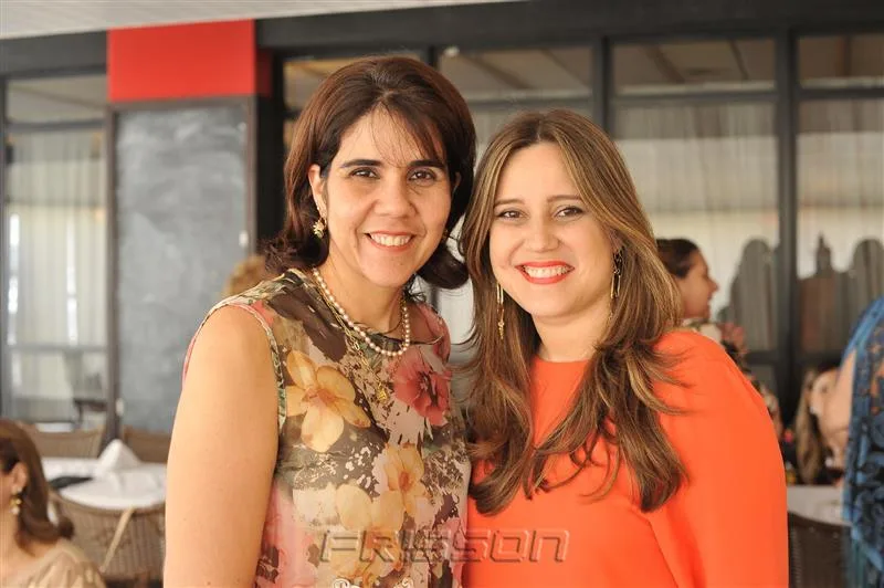 Adriana Albuquerque e Giviane Camilo