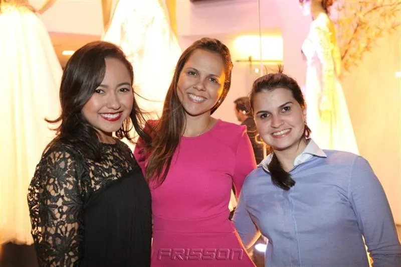 Caroline, Camilla Lemos e Manuelle Santiago