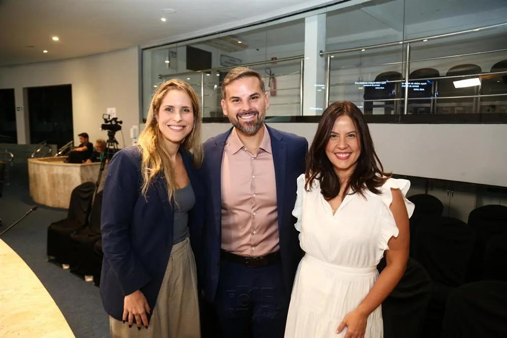 Cecília Portela, Bruno Farias e Erika Marques
