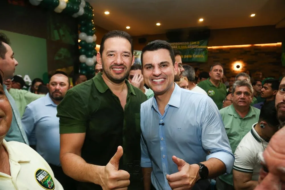 Danniel Oliveira e Yury do Paredão