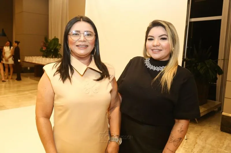 Cléo Saturnino e Daiana Karla
