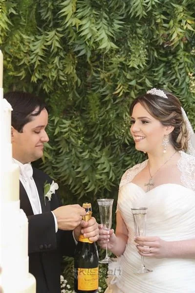 Casamento de Paulo Eliezer e Mirela Macedo