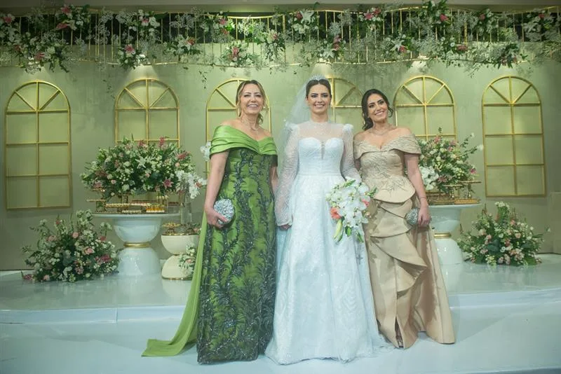 Adelina Aguiar, Tamires e Taline Aguiar