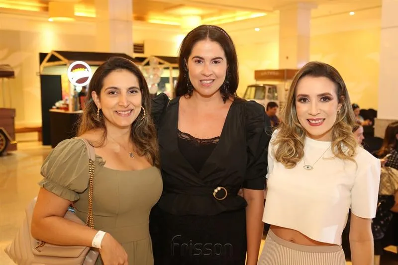 Camila Praça, Amanda Viana e Olga Vieira