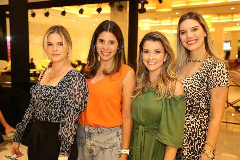 Carolina Ciarlini, Geórgia Cunha, Lia Bastos e Nathalia Ponte