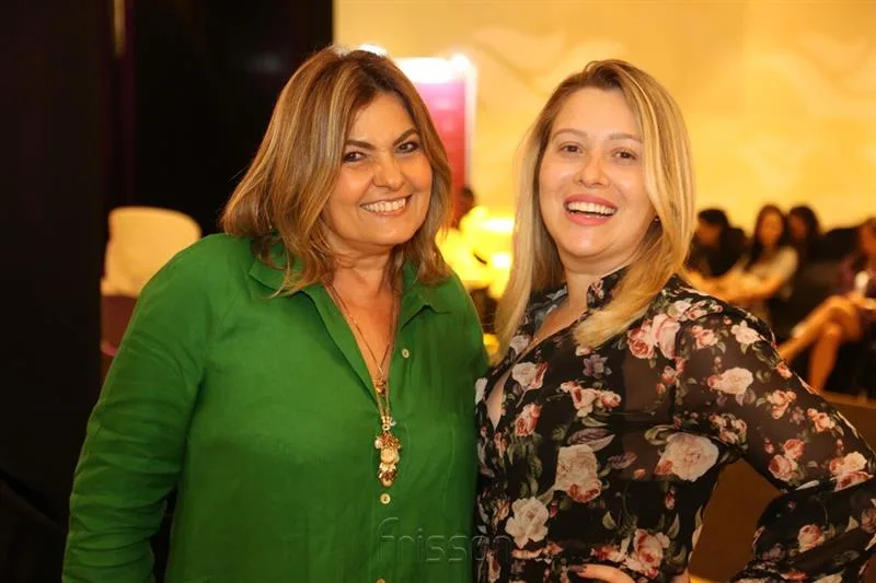 Eveline Veloso e Raquel Deodato