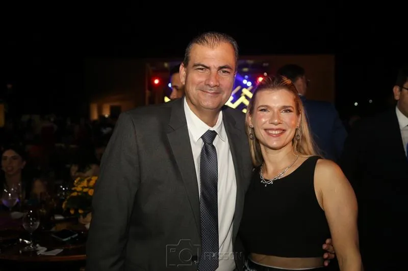 Alexandre Sales e Sofia Sales
