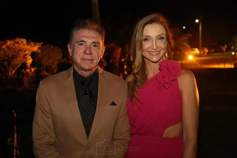Douglas Santos e Gislaine Santos