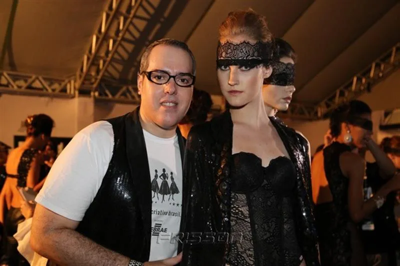 Alysson Aragão e Modelo