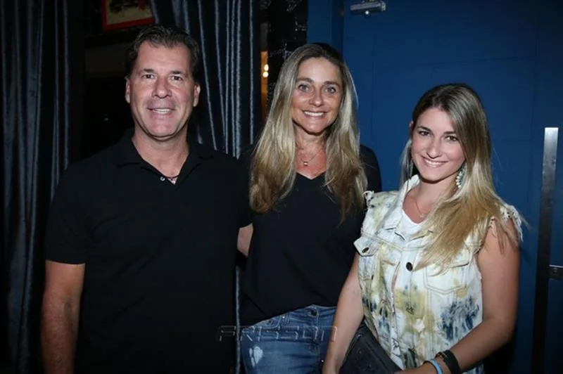 Arthur, Célia e Bruna Magalhães