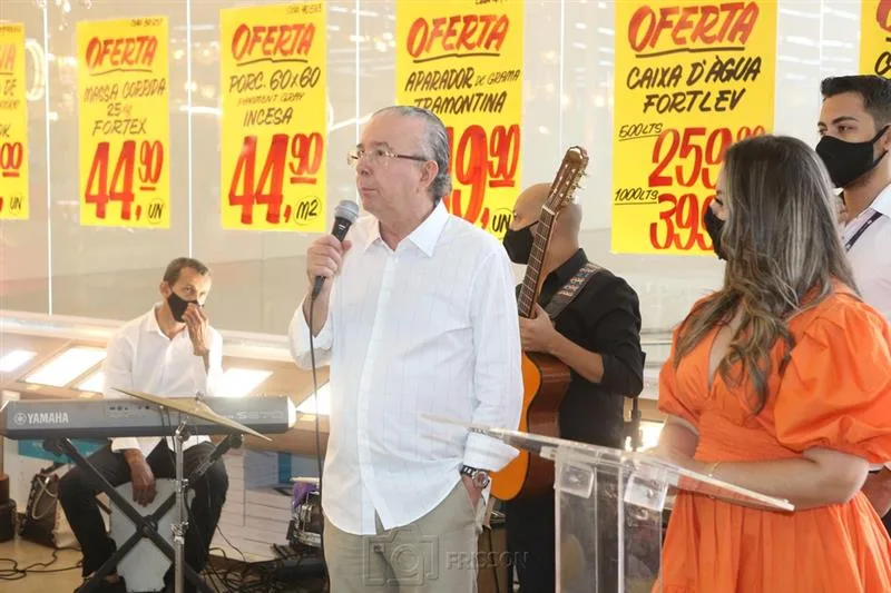 Antônio José Mello