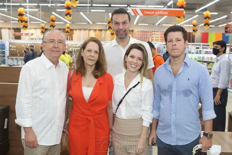 Antônio José, Flávia Mello, Márcio Camanary, Cláudia e Junior Mello