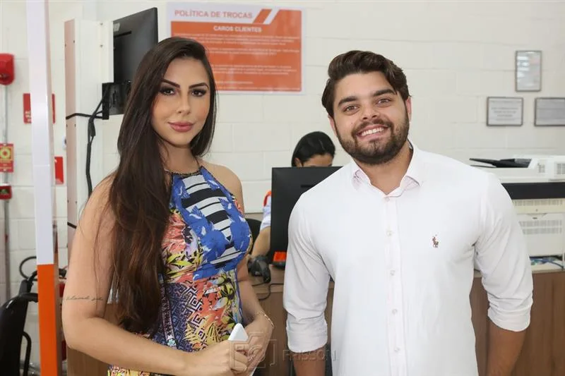 Carol Maia e Caio Siebra