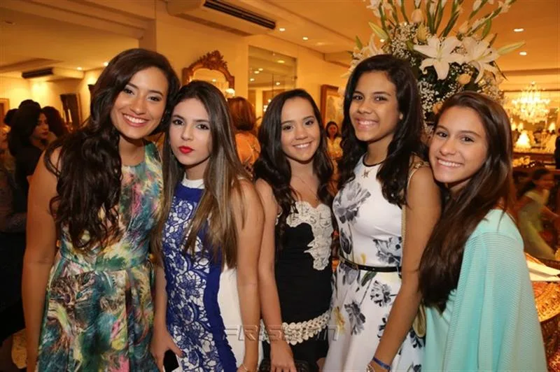 Beatriz Alaydi, Nayana Bezerra, Manuella Barreira, Vitoria Negreiros e Lara Barros