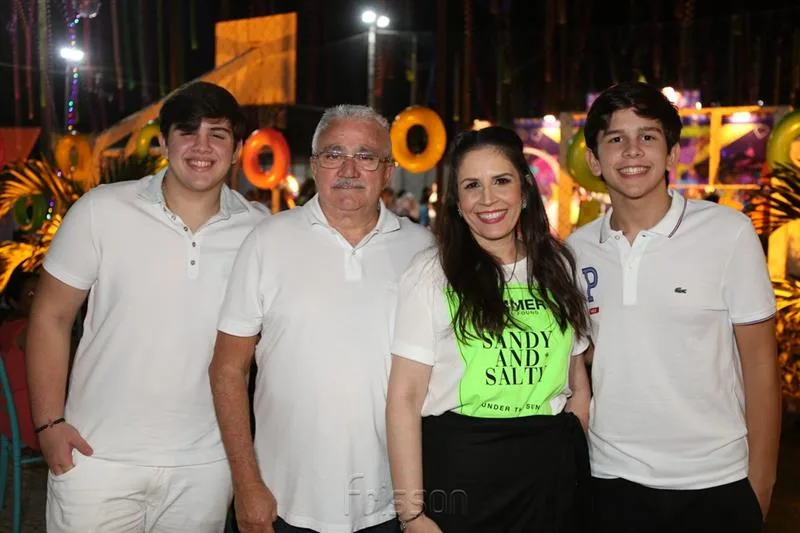 Alexandre, Alcimor Rocha, Fabiola e Luis Eduardo Cals