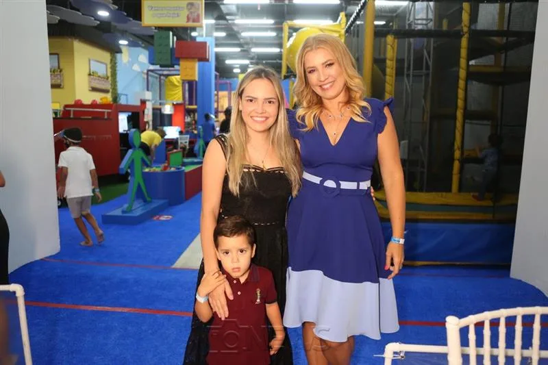 Barbara, Davi Rabelo e Natalia Varela