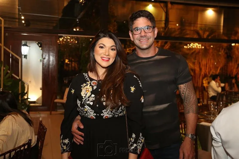 Aline e Thiago Carolino
