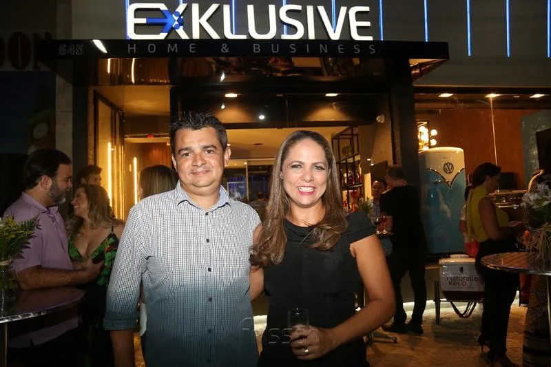 Daniel Pontes e Elaine Alves