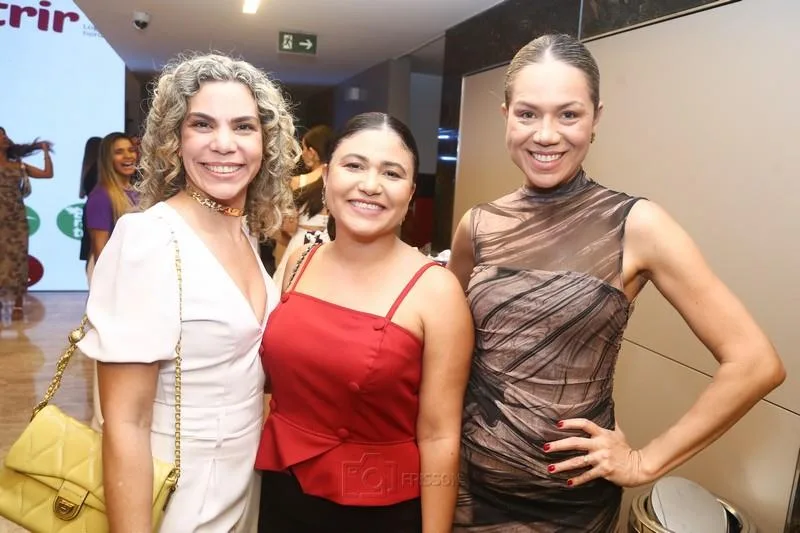 Camila Marcussi, Vivianne Barroso e MIrella Alencar
