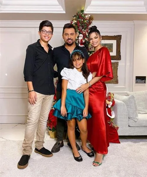 Enzo, Isabella, Xand Avião e Isabele Temóteo
