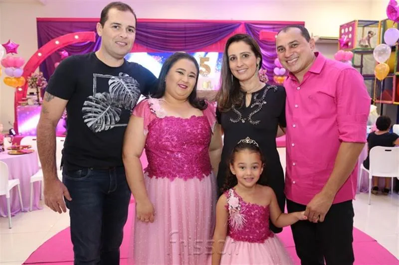 Bruno Lemos, Fernanda Almeida, Carolina Victor, Maria Fernanda e Leonardo Almeida
