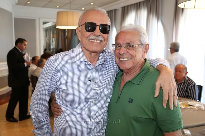 Dedé Barros de Oliveira e João Frota