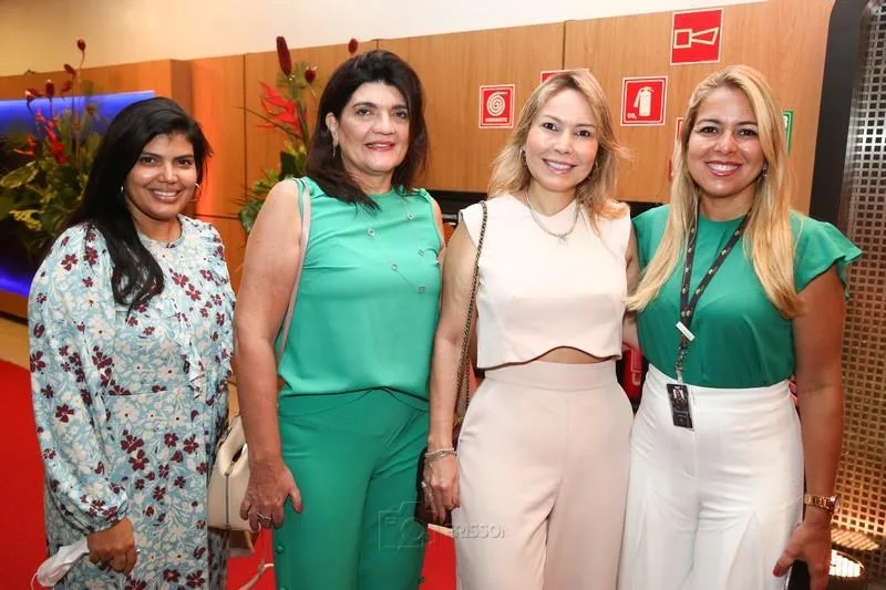 Aline dos Anjos, Denise Queiroz, Talynie Mihaliuc e Laura Dantas