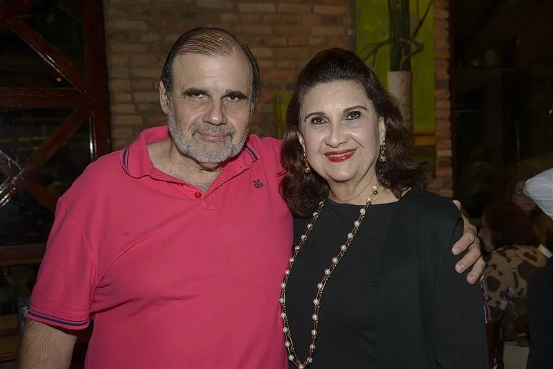 Eduardo Queiroz Leite e Mona Lisa Gentil