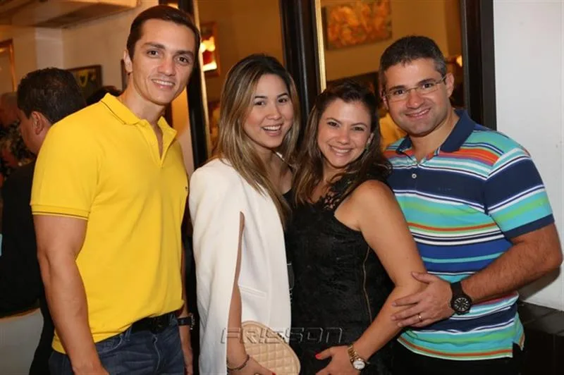 Marcelo Marfrutas, Carol Yamazaki, Vanessa e Mario Queiros
