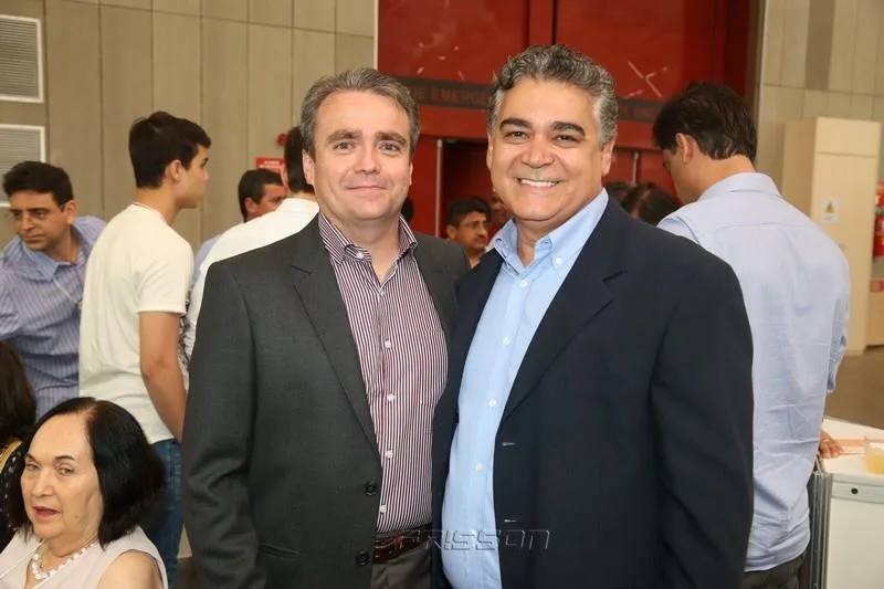 Francisco Hélio e Santana Junior