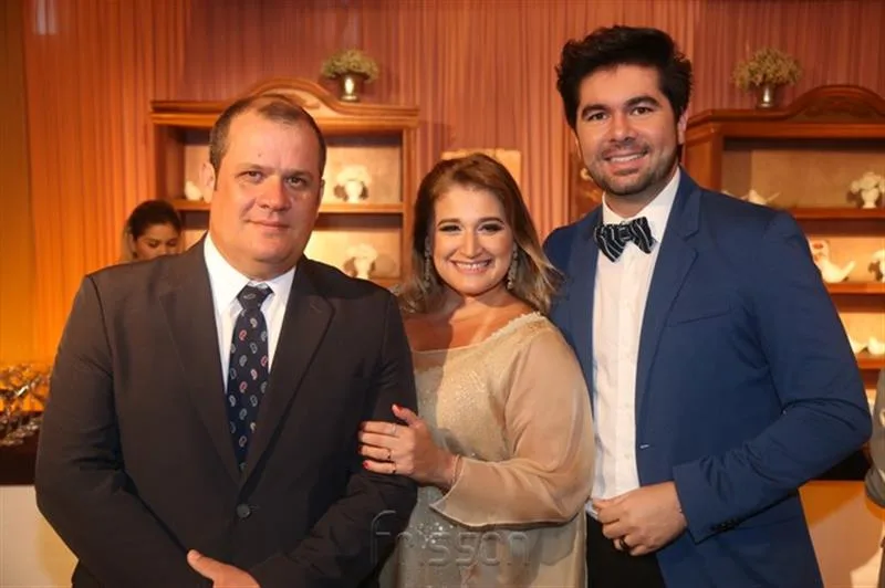 Adriano, Karina Bezerra e Itaquê Figueiredo