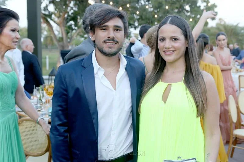 Apolônio Firmeza e Carol Studart
